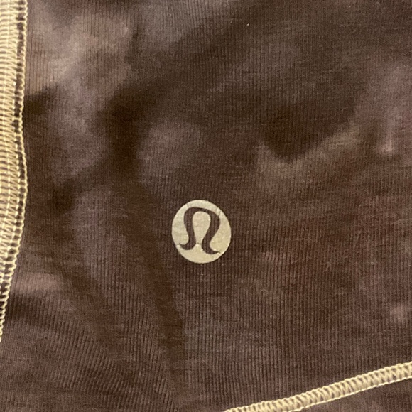 83. Lululemon Tie Dye Drape Top - Picture 3 of 5